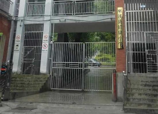 巫溪镇泉小学。