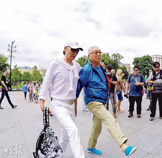 《4个小生》首播吸睛 曾江拍谢贤玩美女