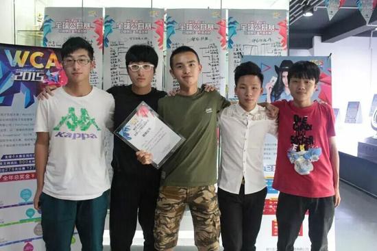 电竞男神别样风采 WCA全民公开赛第二站完美