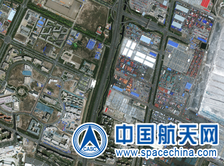 中国资源卫星应用中心提供的爆炸前卫星影像