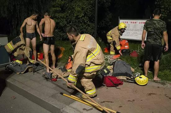 救援现场