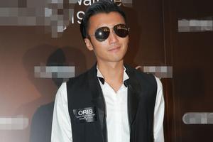 谢贤身手媲美陆战队？谢霆锋避谈父亲打人