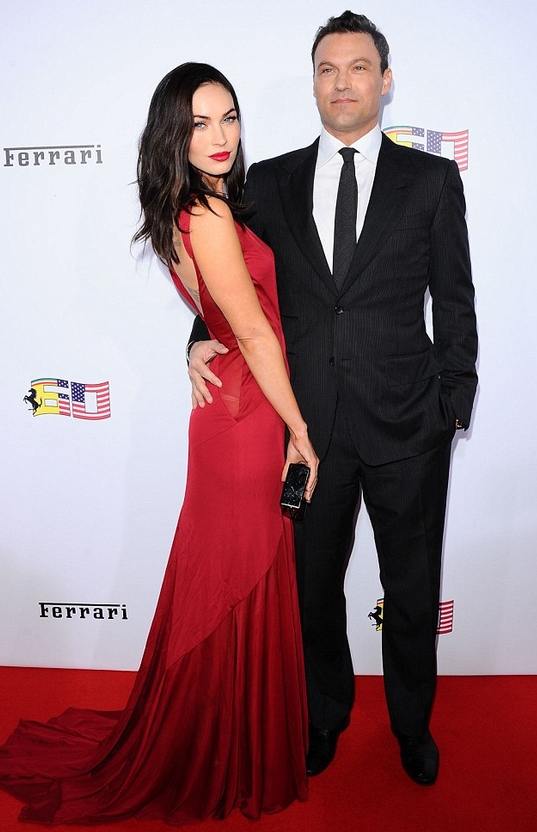 梅根-福克斯与布莱恩-奥斯汀-格林