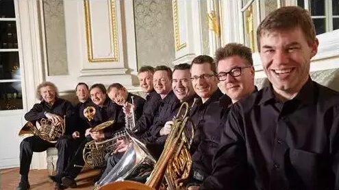 世界第一铜管乐团:如黄金般温润的乐音
