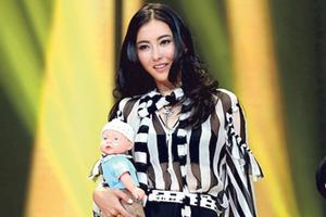 张柏芝分享亲子秘诀：把母乳当香水搽领口