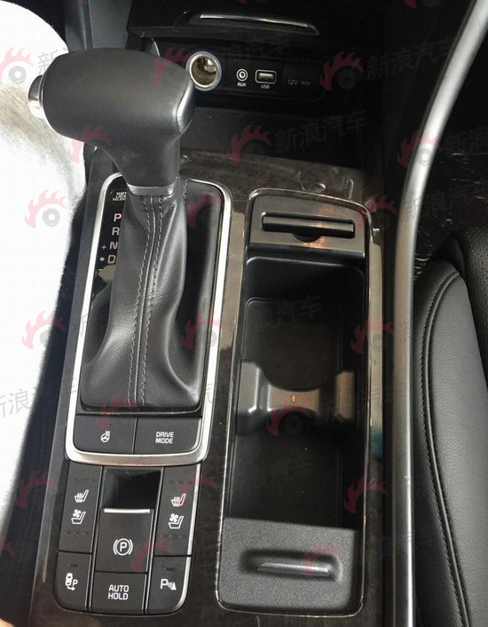 国产新款起亚K5两种外观谍照 10月上市