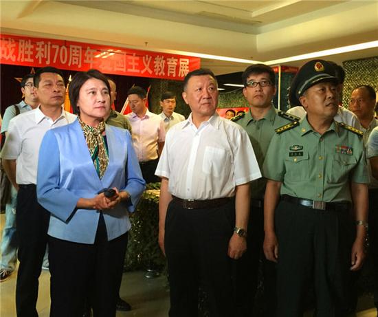 布小林出席爱国主义教育基地揭牌仪式_新浪内蒙古_新浪网