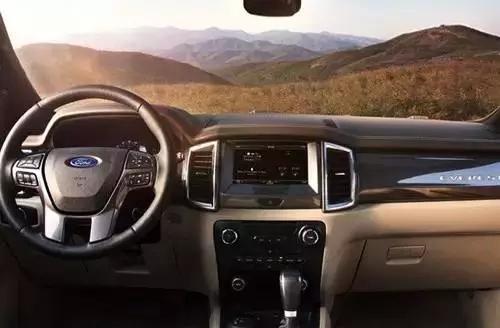 撼路者叫板普拉多 福特东西双擎战略提速_南阳