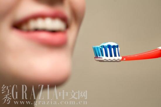 论刷牙的重要性