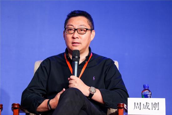 新东方教育科技集团总裁周成刚