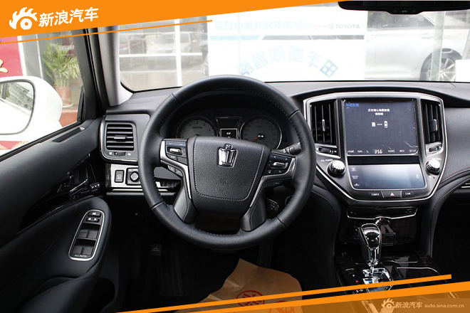 定位年轻、动力强 新皇冠2.0T竞争力分析