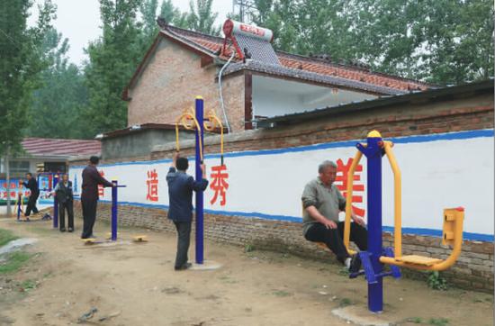 在駐村工作隊幫助下，蘭考原來的貧困村村容村貌有了巨大變化