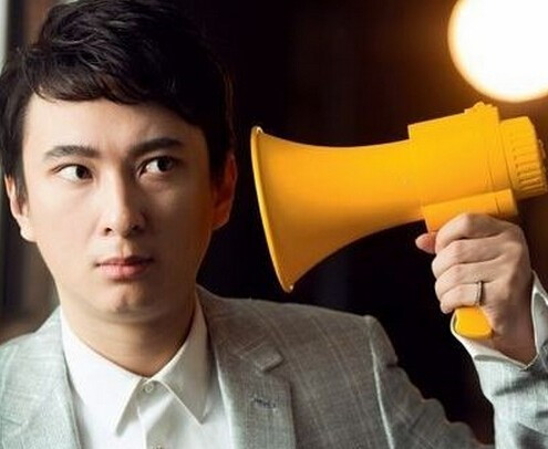 娱乐圈纪委书记王思聪时刻关注着小鲜肉……
