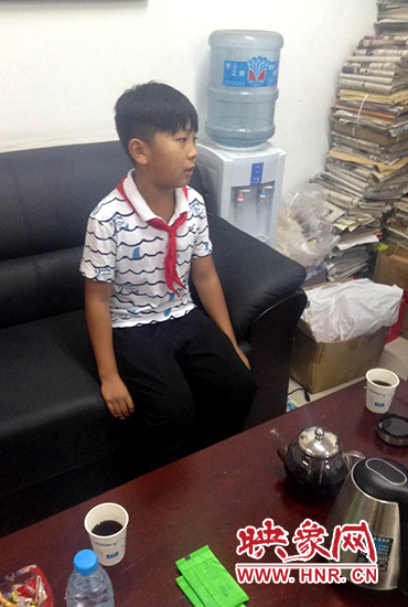 救人的小男孩荊文奇