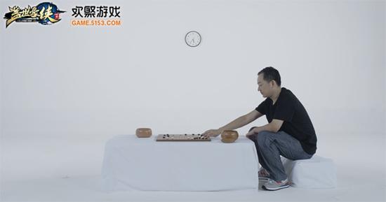 图1 《盖世豪侠》制作人老俞