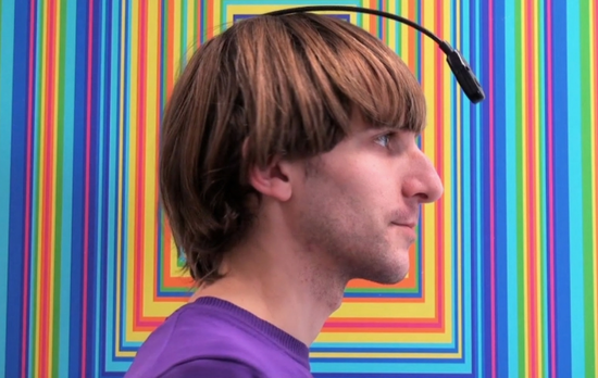 第三只耳朵:未来人体科技也许是:耳朵听颜色、手臂听音乐 Neil Harbisson