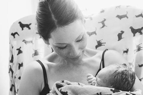 47岁刘玉玲代孕得儿子