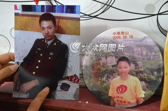 從軍4年,王超已經(jīng)成長(zhǎng)為帥氣的小伙。(記者 王宗陽(yáng) 攝)