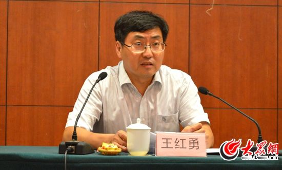 山東省委宣傳部副部長王紅勇出席啟動儀式并講話。(記者 王宗陽 攝)