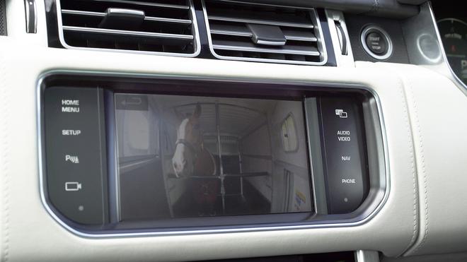 Land Rover Transparent Sense system 09