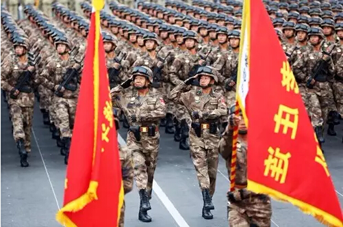 “刘老庄连”方阵登场