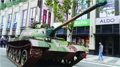 国防教育兵器展展品