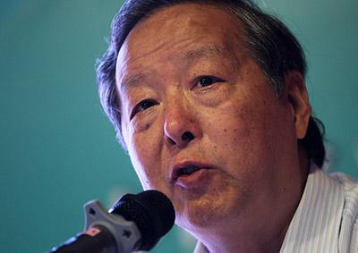 有偿补课高烧不退 是工资不高还是教育腐败?|有