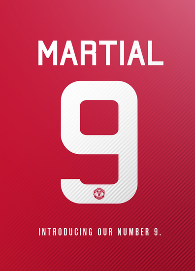 曼联官方确认马夏尔身披9号