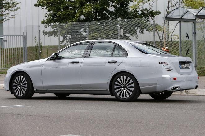 Mercedes-Benz E-Class Spy 04