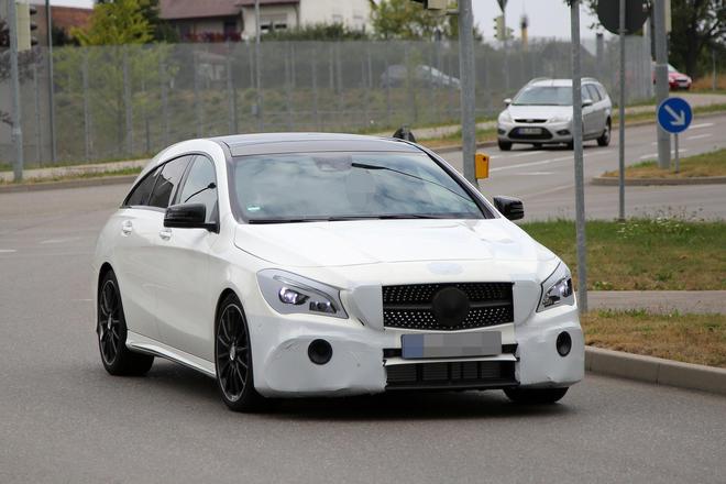 Mercedes-Benz CLA Shooting Brake Spy 02