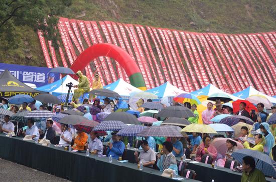 2015中國新鄉萬仙山國際攀巖節暨全國攀巖分站賽（新鄉站）活動現場