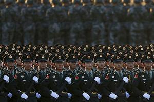 #新浪军情室#【解读中国裁军:陆海空三军未. 来