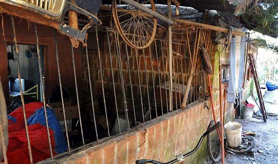 �����������޶������������б�����