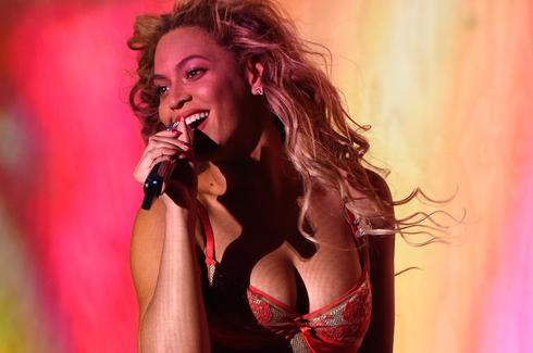 碧昂斯内衣热舞太销魂