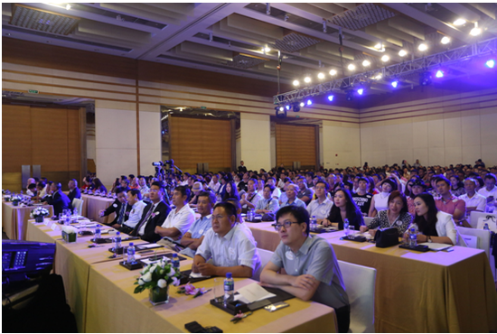 2015小牛新财富夏季金融峰会北京收官