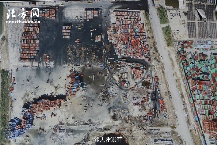 天津爆炸核心区集装箱摆放区域。