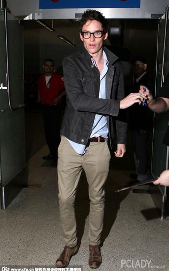 小雀斑埃迪靠什么挑战变性人