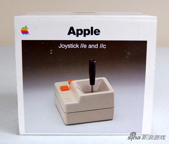 Apple IIe的游戏手柄。