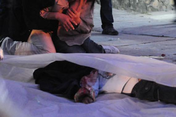 父亲开车出门时轧到了15个月大的儿子