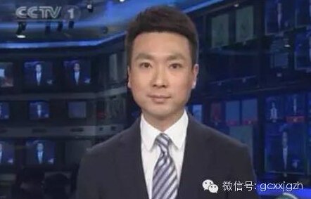 新闻联播主持人口误_新闻联播 里你绝不知的秘密 为何主播位置要 男右女左