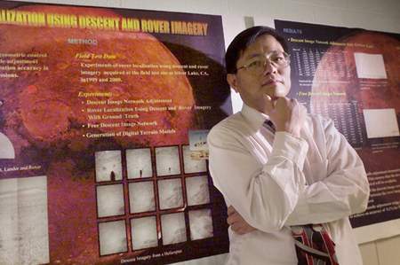 华裔科学家李荣兴（资料照片）