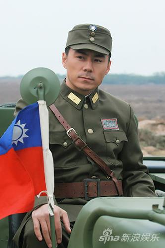 作为一名演员,常铖则选择通过自己塑