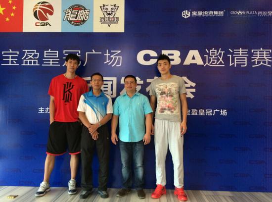 十月到龙江陈涌体育馆看CBA篮球赛