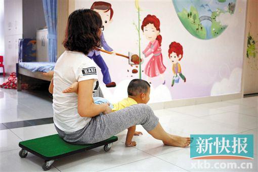 ■自闭症患儿治疗是一个漫长的过程。