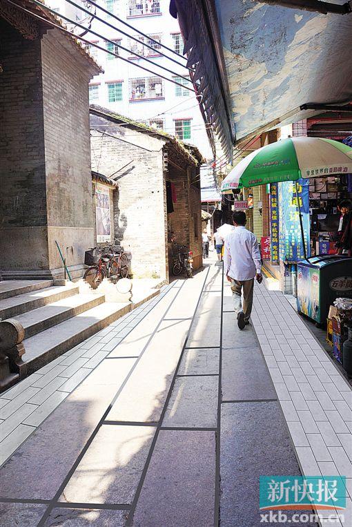 ■启明大街整改前后。