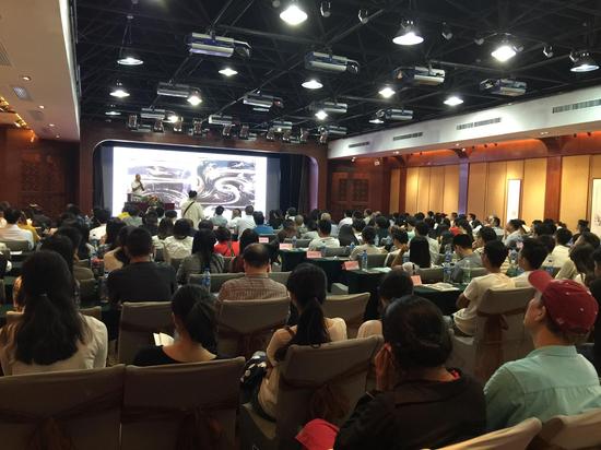 讲堂现场座无虚席