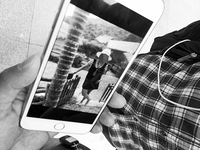 女乘客飞机上昏迷送医抢救后不治身亡(图)