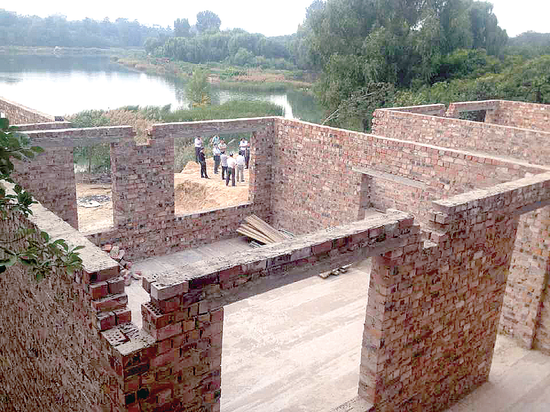郑州西流湖湿地违建楼房 6部门现场确权地点归高新区