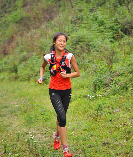 东丽:从贡嘎100走下来的越野女神_跑步频道