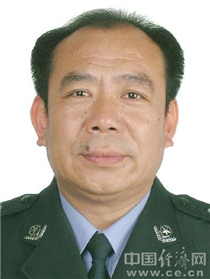 于松巖